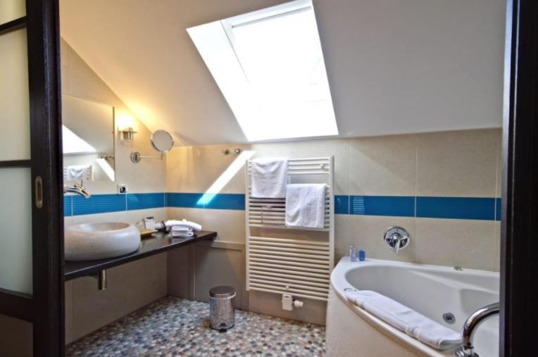 Hotel Saint-Amour دربي المظهر الخارجي الصورة
